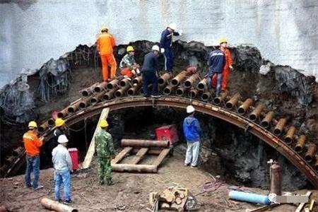 宣州隧道钢花管支护案例